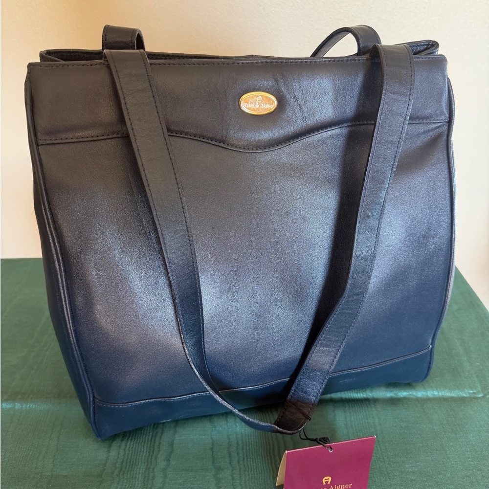 Etienne Aigner Purse/Tote